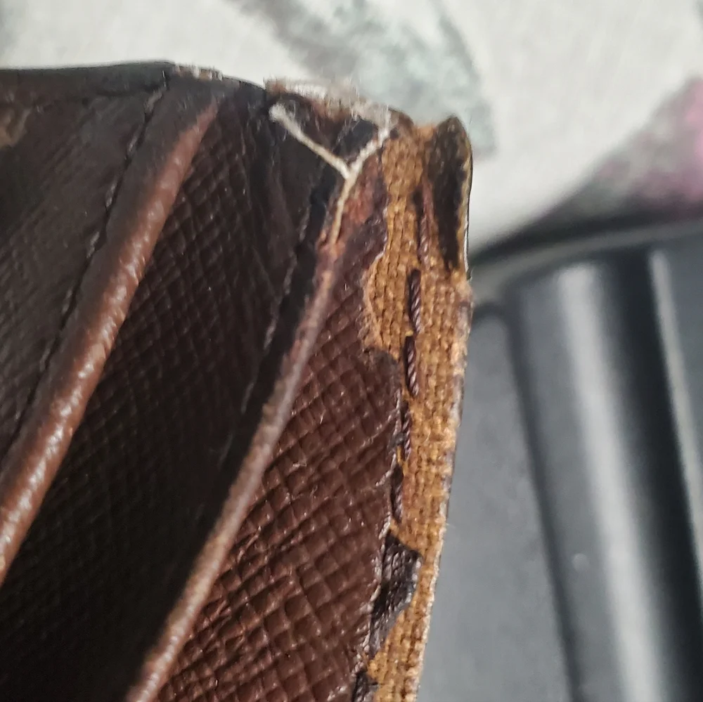 Vintage Vouis Vuitton Wallet